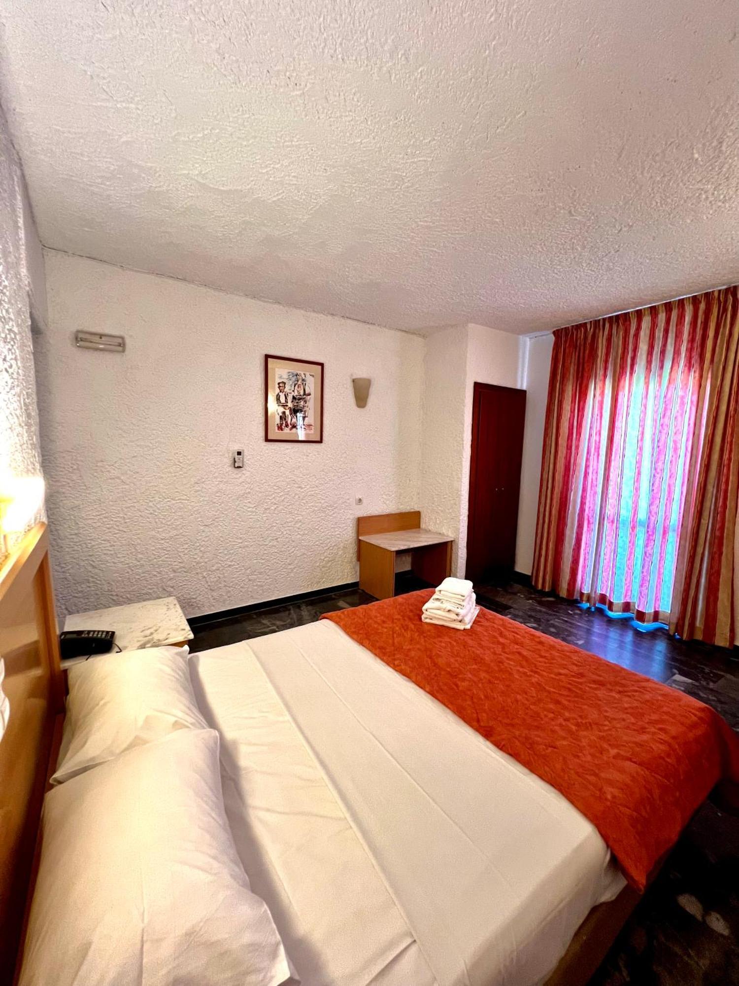 Karteros Hotel Kültér fotó